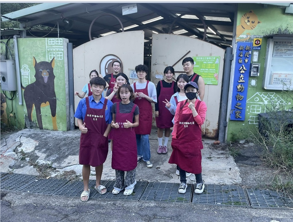 志工們無私的付出，為動物之家帶來愛與希望及溫暖。.png